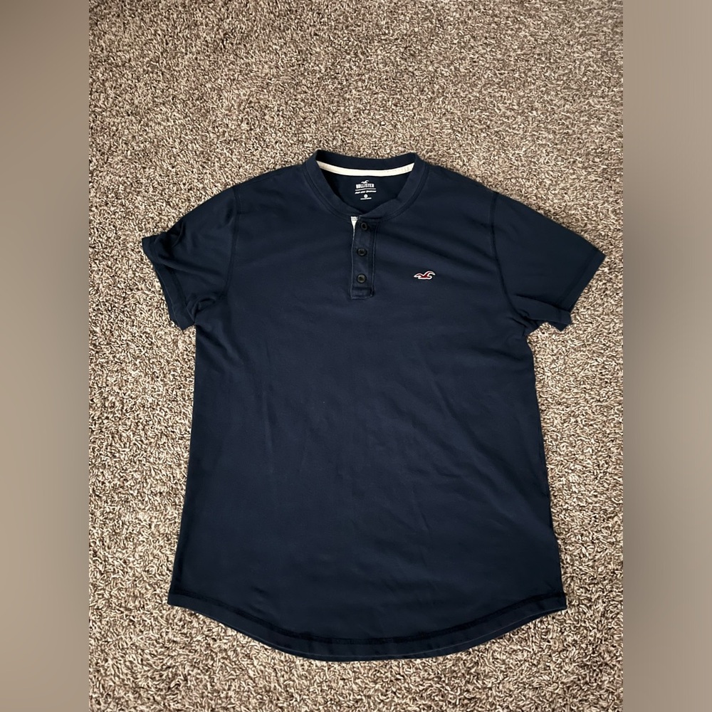 Hollister short sleeve henley